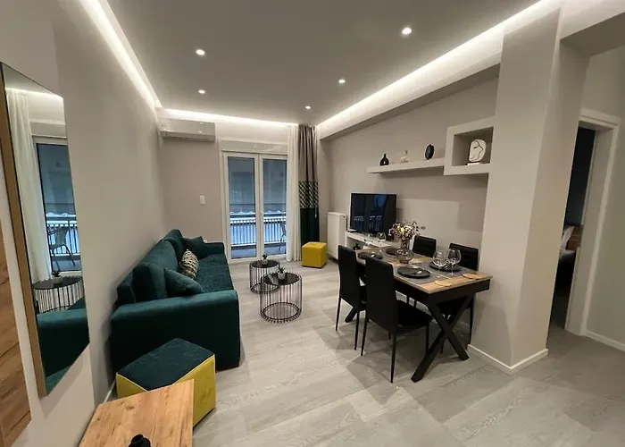 Luxury Near Acropolis